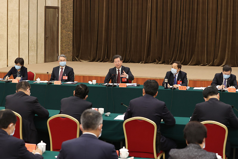 楼阳生在参加郑州市代表团审议时强调 目标一流建设国家中心城市 在中原更加出彩中先出彩出重彩