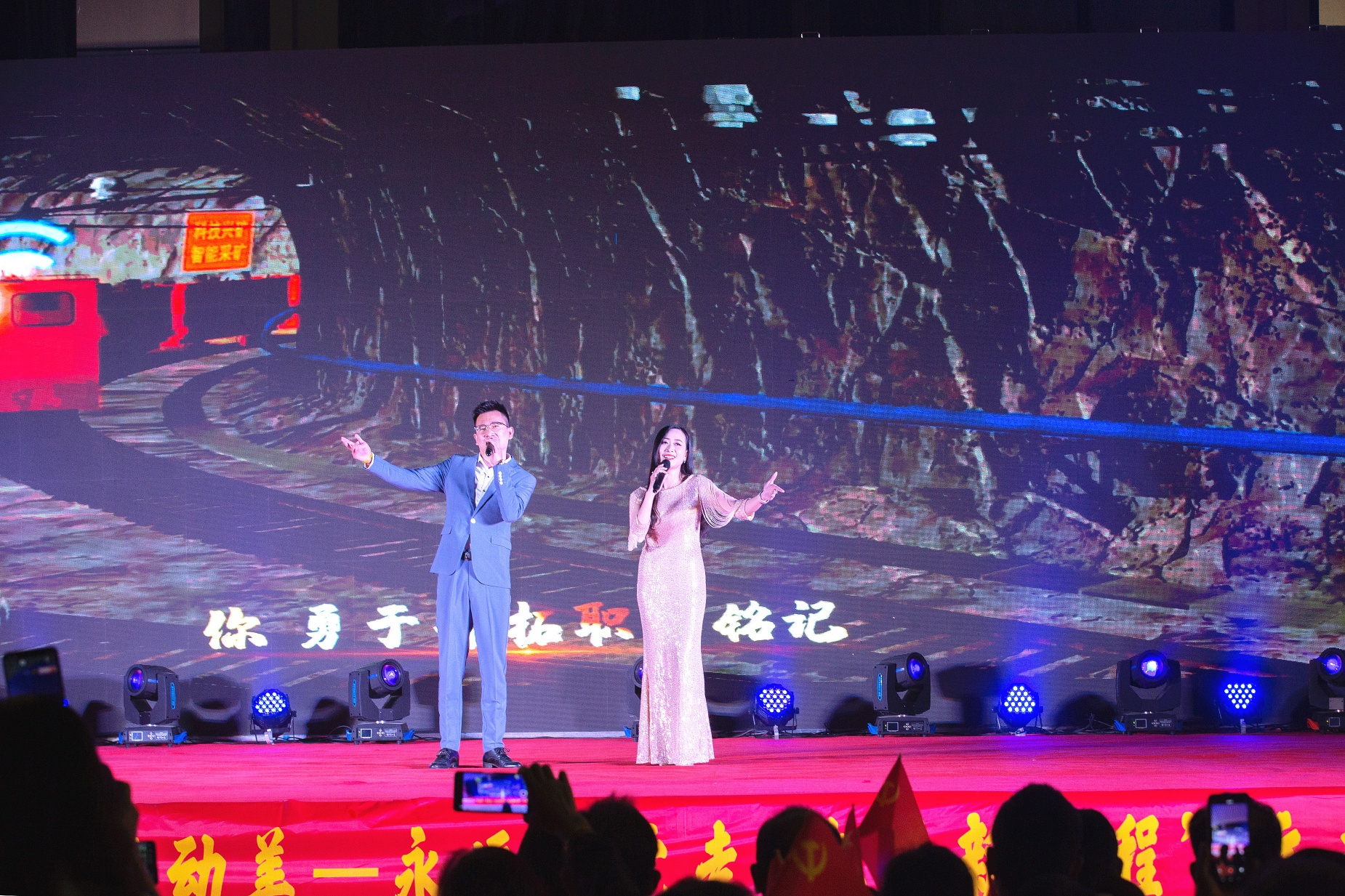 稳稳的幸福演出时长 db02-222f2dd62244d9072ad167cb9fa1aa1e.jpg