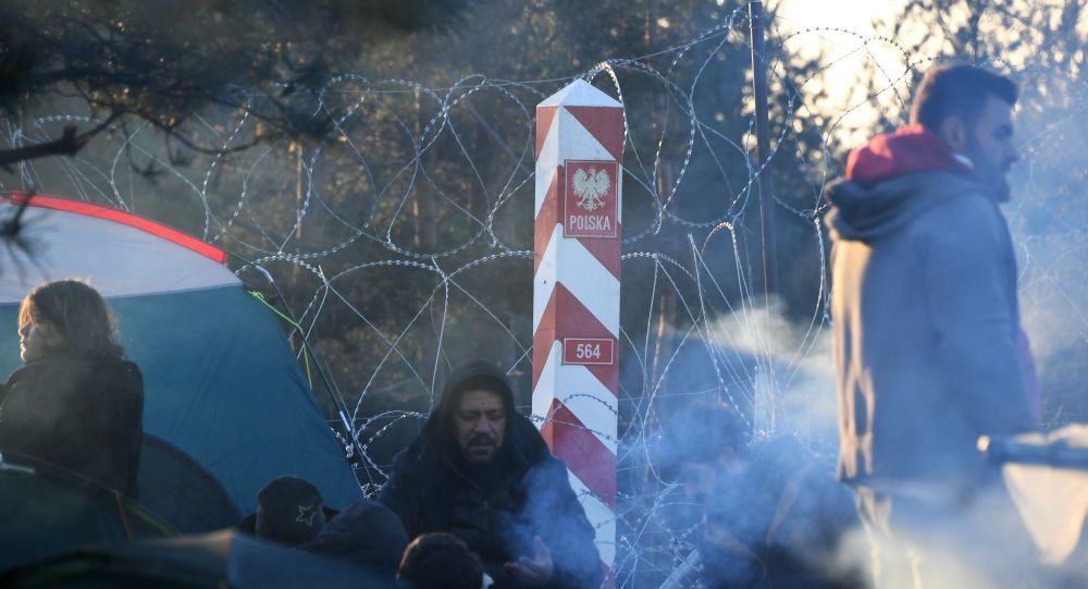 俄媒：一群移民从白俄罗斯检查站闯入波兰