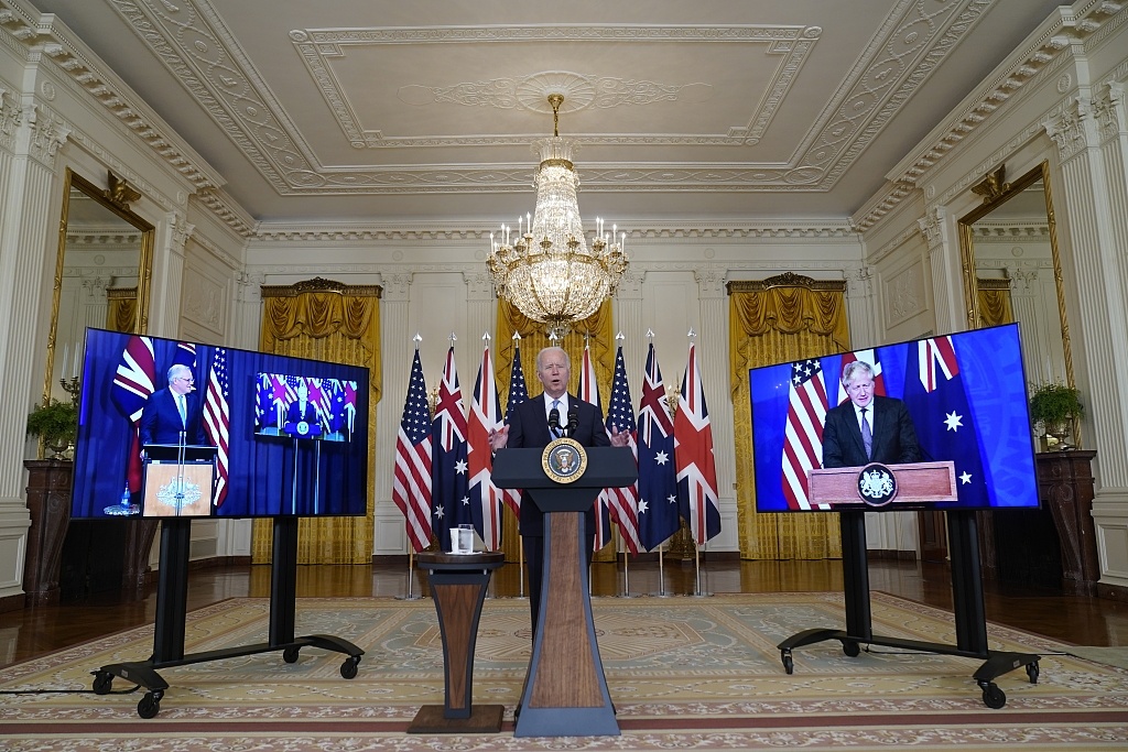 美英澳三国领导人宣布缔结三边安全伙伴关系。图源：视觉中国
