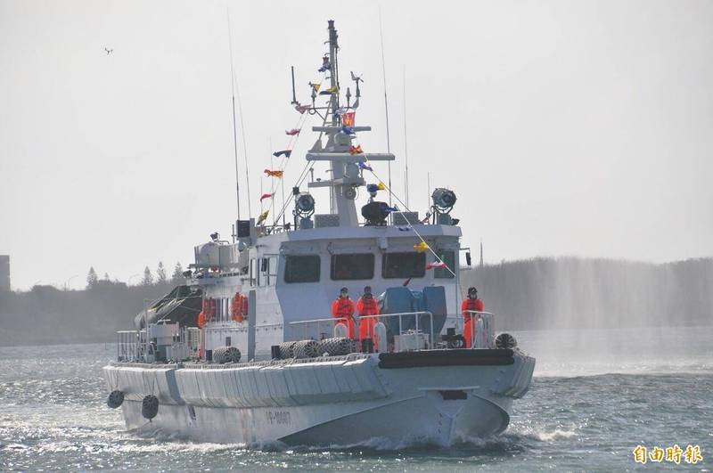 台“海巡署”第一艘新型百吨级巡防艇被曝出现故障（图片来源：《自由时报》）