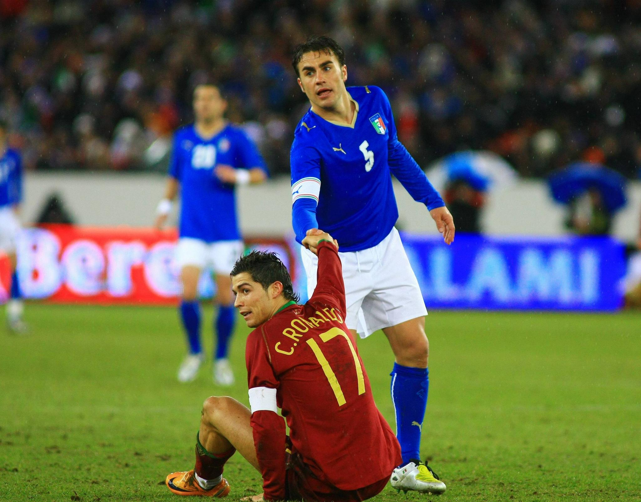 C罗上一次以国脚身份对阵意大利还在2008年。