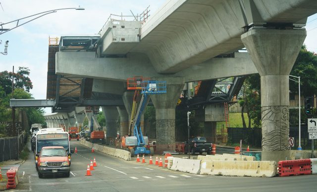 在建的珍珠港站快速轨道交通线路 图源：Civil Beat