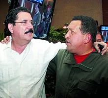 塞拉亚（左）与委内瑞拉领导人查韦斯是好友 