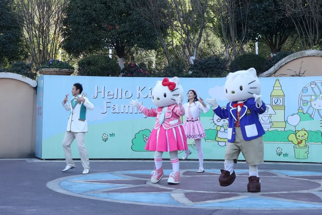 玲娜贝儿爆红阴影下,失落的杭州HelloKitty乐园 玲娜贝儿爆红阴影下,失落的杭州HelloKitty乐园