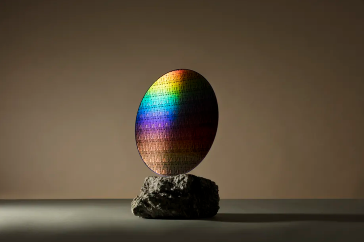 芯片为什么要放晶体管 c646-cbf6f62677bdb2fc112ffc654ac31cba.png