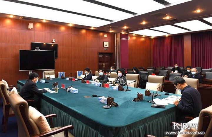 河北省自然资源厅疫情防控领导小组会议现场。申延同 摄