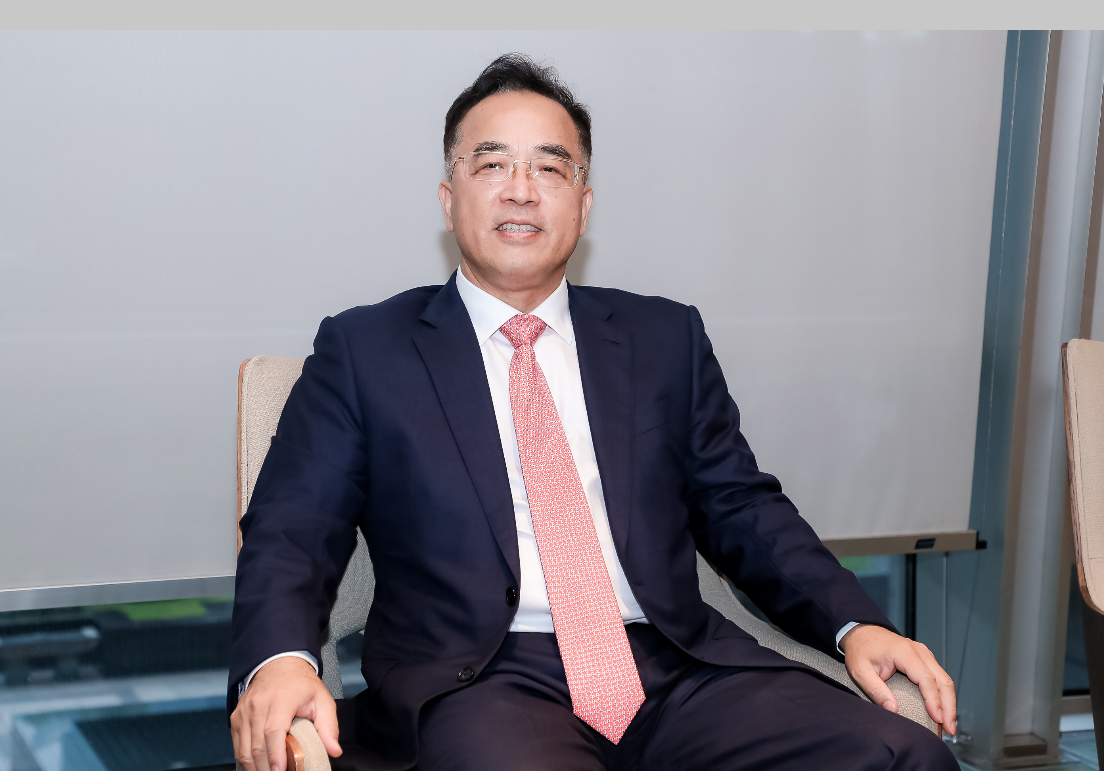 日照马晓萍董事长照片_日照银行董事长王森(3)