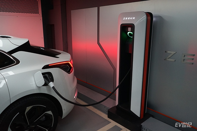 性能车的冬季续航如何?零下的北京测试极氪001双电机YOU版