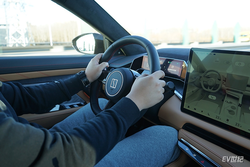 性能车的冬季续航如何?零下的北京测试极氪001双电机YOU版