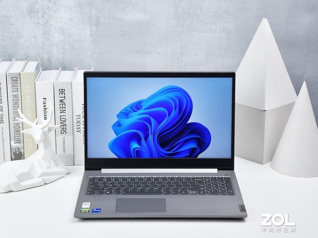 联想ThinkBook 15p测评:轻薄金属机身+
汹涌性能