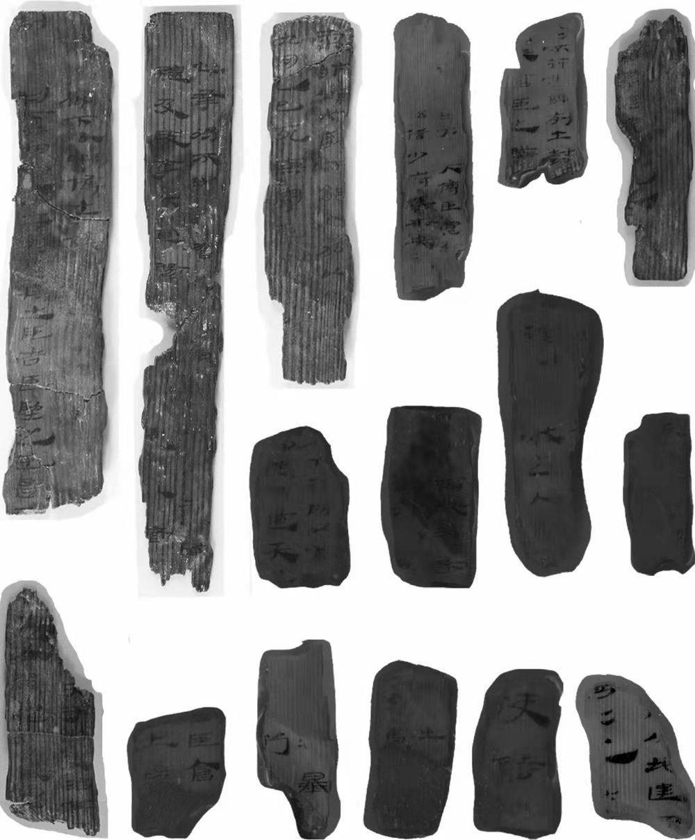 △图为经过初步清洗修复后，部分残牍的红外扫描照片。江西省文物考古研究院供图
