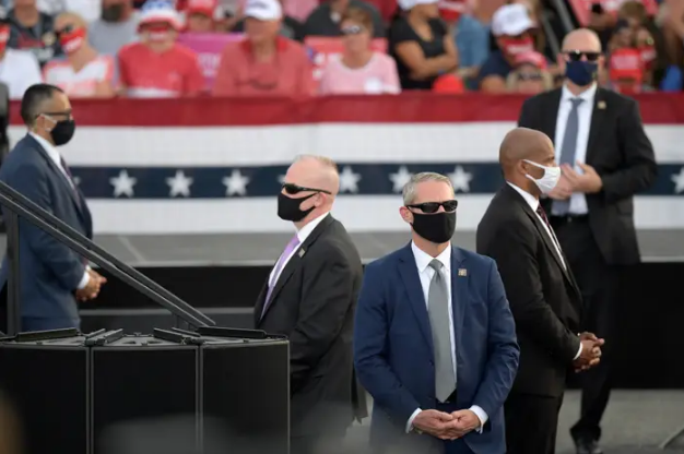 特勤局向白宫增派特工 美国会暴乱已致4人死亡