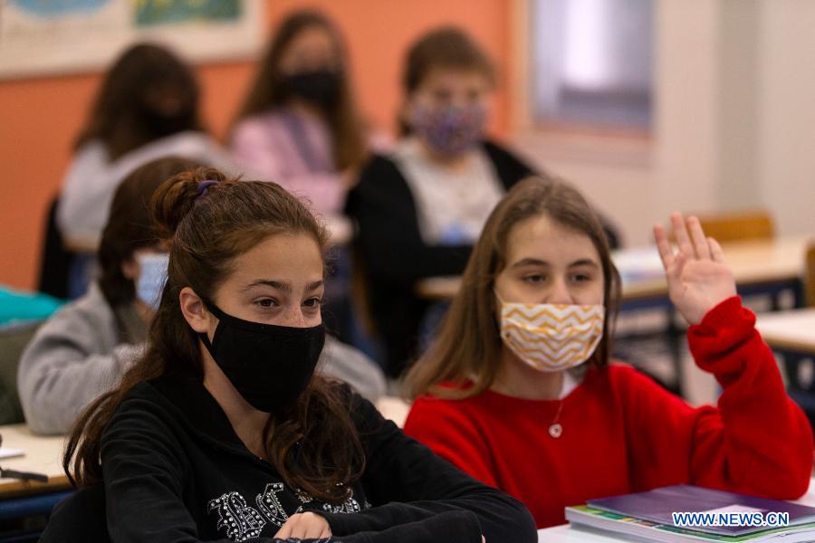 Middle schools in Greece reopens World News SINA English