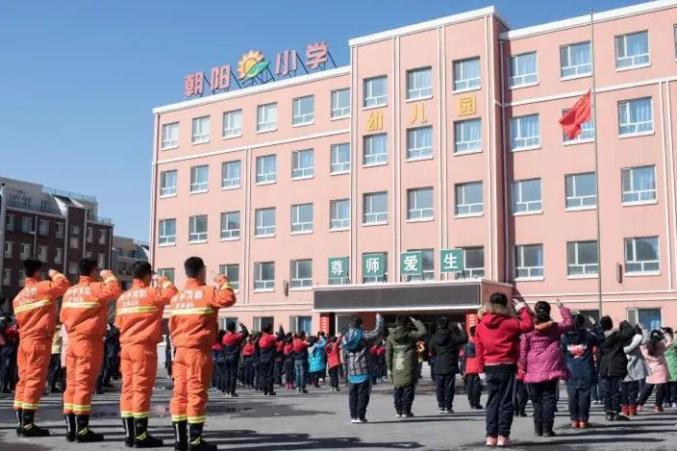 四平支队黄力佳喜获共青团中央表彰