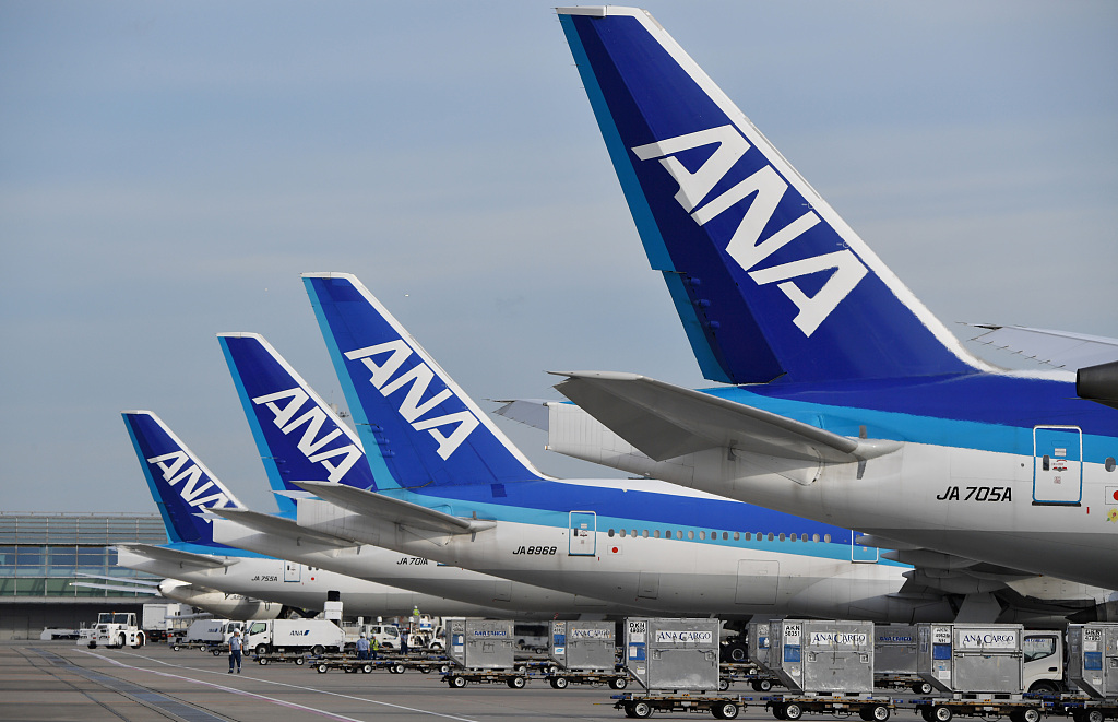 日本全日空公司的波音777客机