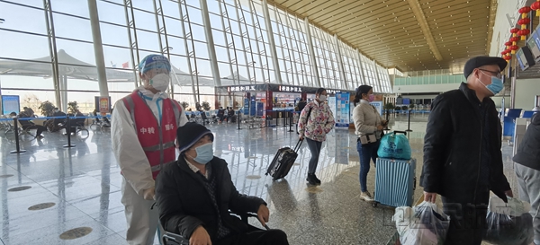 库尔勒机场单日旅客吞吐量超6700人次