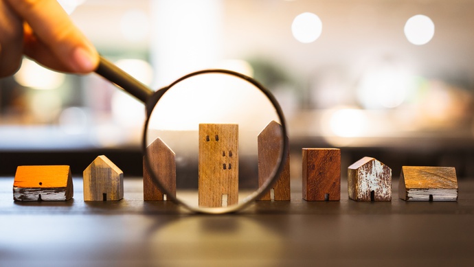 东莞经济总量多强_东莞经济贸易学校校服(3)