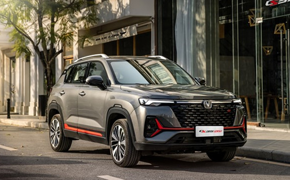 新款长安CS35PLUS、长安逸动PLUS上市