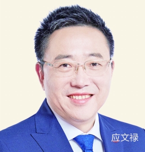 毅达老总_海乐达食品厂老总照片(2)