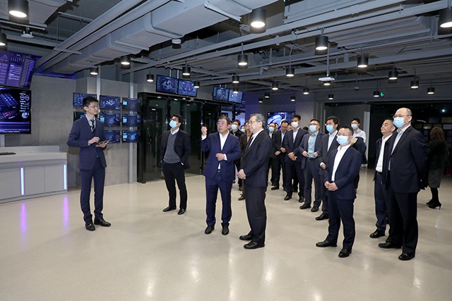 国投的老总_国投罗钾图片(3)