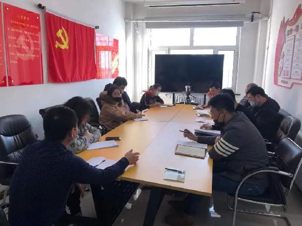 鄂伦春旗纪委监委事情组在旗政务办事局领会情形