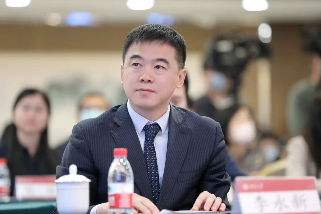 中公董事长_董事长办公室图片