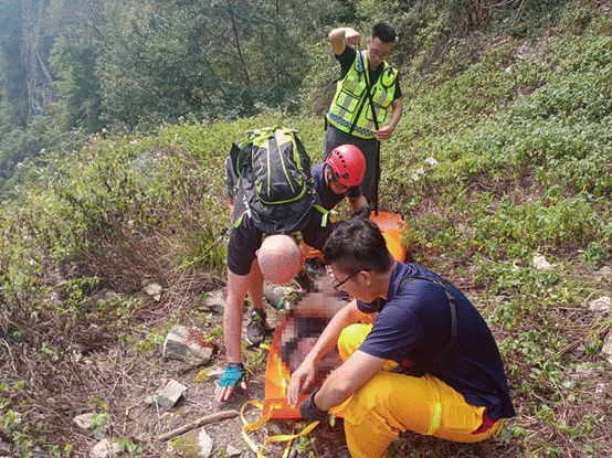 英国籍男子4日在中横公路台8线骑自行车摔落山谷身亡(图片来源:台媒)