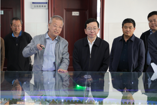昌平区委常委、副区长杨仁全到我校新校区调研座谈