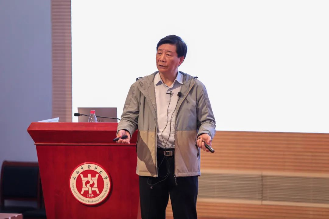新闻 | 牢记使命 立德树人——林国强院士给青年师生作专题讲座