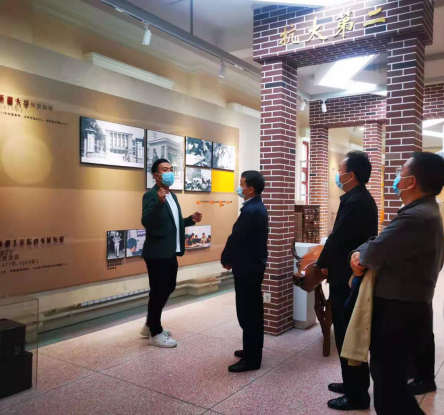 【新大头条】电子科技大学党委常委、副校长朱宏一行访问新疆大学 推进对口支援工作