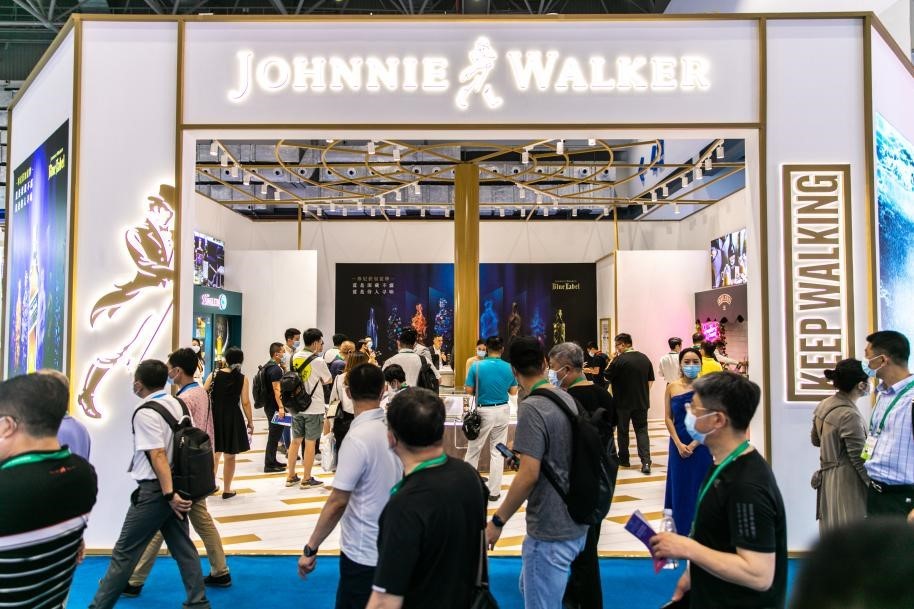 帝亚吉欧旗下核心品牌Johnnie Walker (尊尼获加)在消博会的展馆 图片来源：企业提供