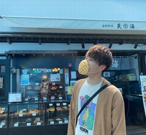 日企研发“菠萝包口罩”:可直接食用还有面包香气