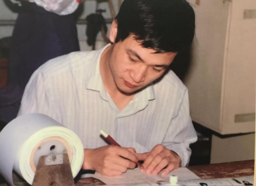 第一张身份证方寸之间尽显为民情怀