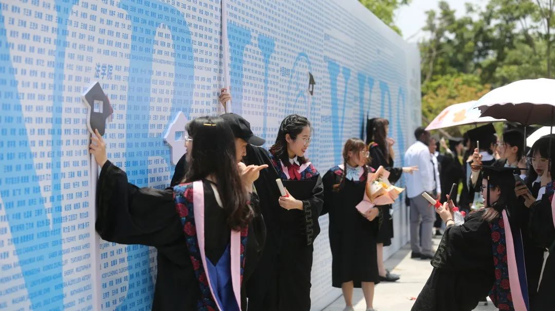 导师代表发言|总有一种力量激励我们前行