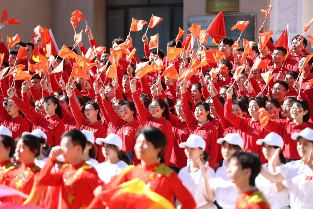 我们唱给党的歌儿获得了北京市奖!