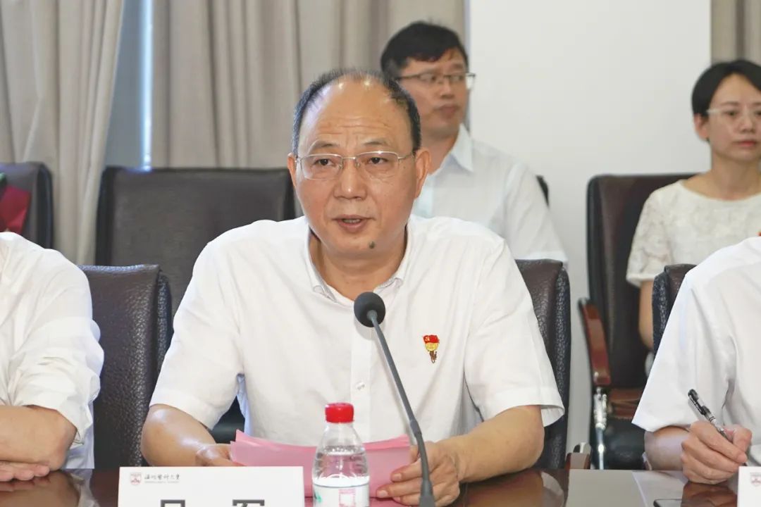 向您致敬!“光荣在党50年”