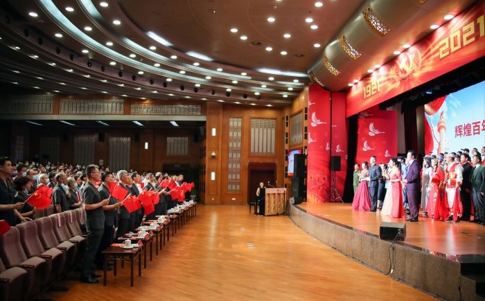 “辉煌百年路 法治新征程”最高人民法院机关举行庆祝建党100周年干部职工文艺演出周强等院领导出席观看相关报道