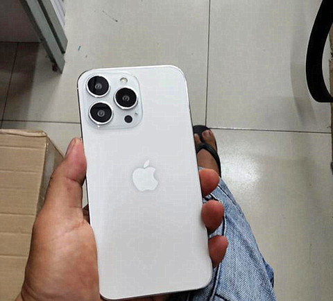iphone13真机颜色,iphone13颜色 iphone13真机谍照遭曝光:起步价走低,发布时间提前