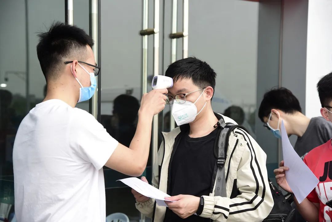 苗苗苗,你打了吗?-亚博APP(图26) 苗苗苗,你打了吗?-亚博APP(图26)