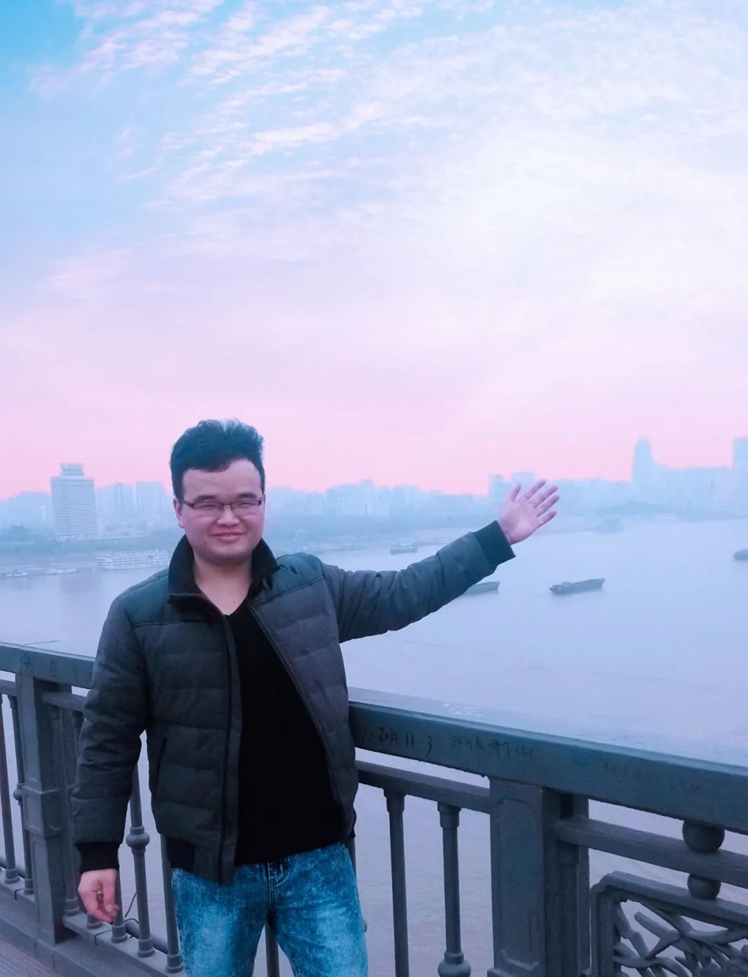 祝贺!成电这两位优秀博士!