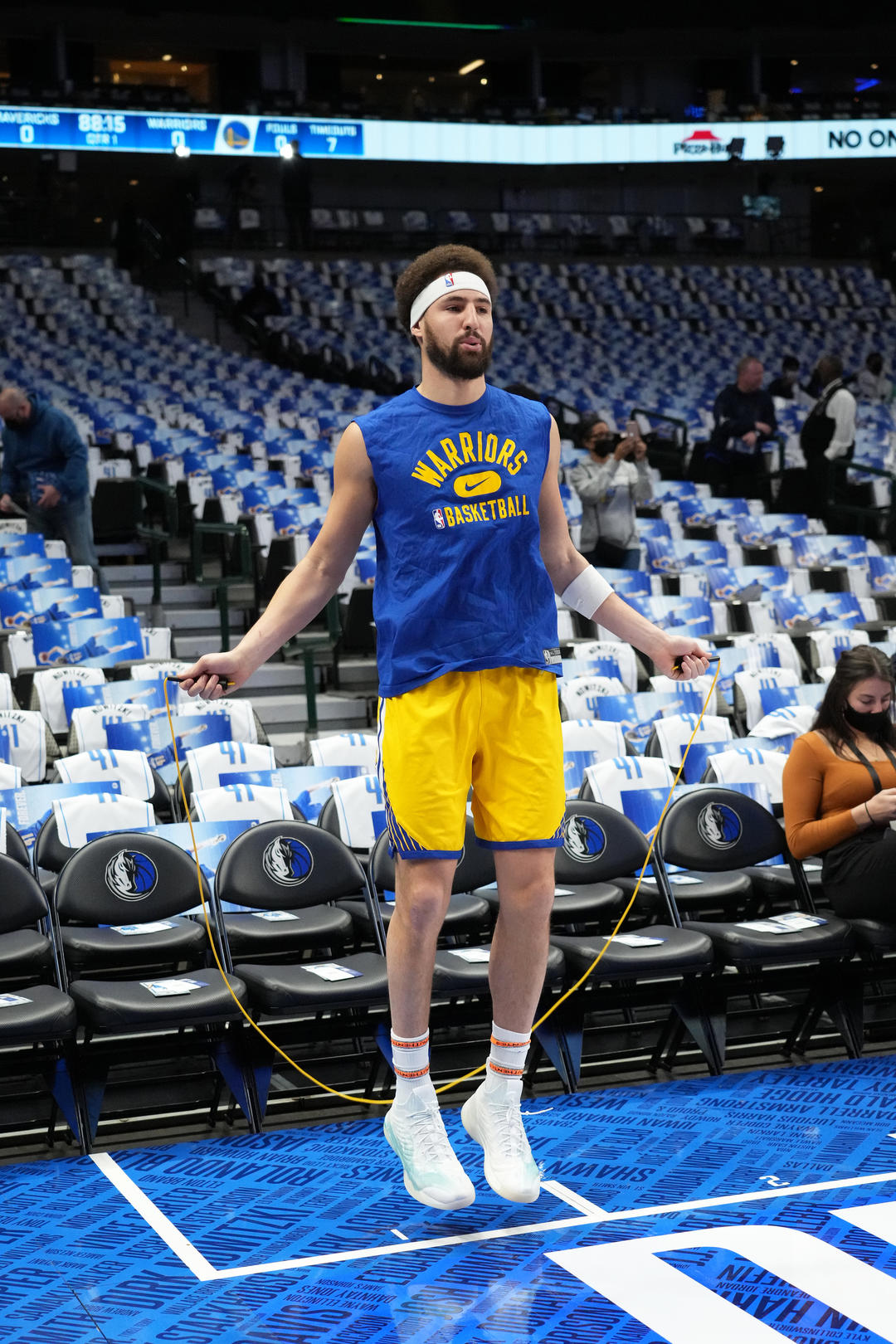 ����ɭ��Ϊ������׼�� ͼ���Ӿ��й�