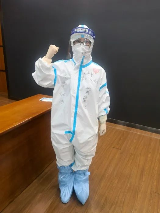 台青中的大白暖了疫情之下的津城寒冬