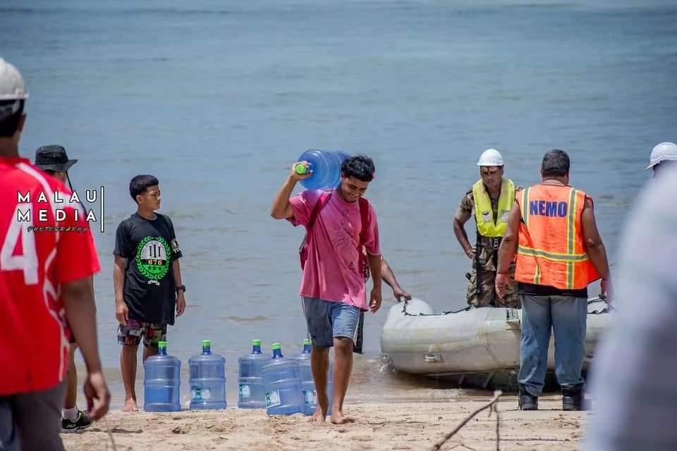 汤加最新照片流出火山喷发致多个岛屿受灾严重