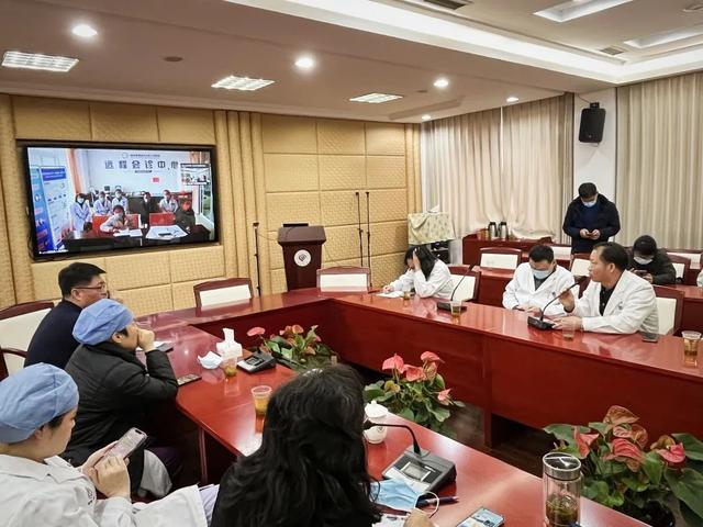 党委副书记,纪委书记杨霞携二十余名主任"线上"硬核支援,与维西县人民