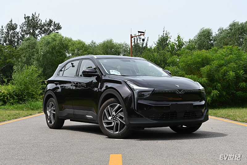 最高涨幅超万元 看2022年补贴退坡后哪家新能源车企涨价最狠