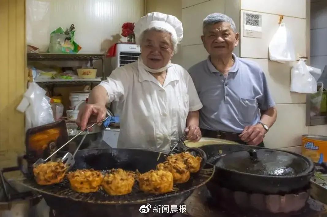 卖油墩子为儿还债的上海阿婆走了生前最后一段日子曝光网友都看哭了