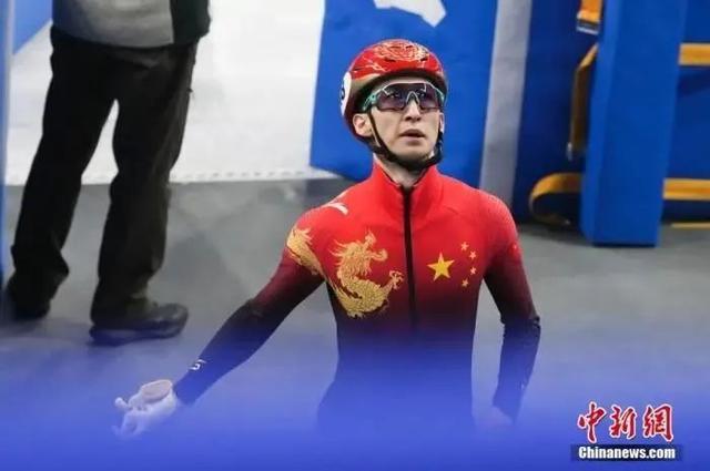 2月13日,中国选手武大靖在比赛后.中新社记者 毛建军 摄