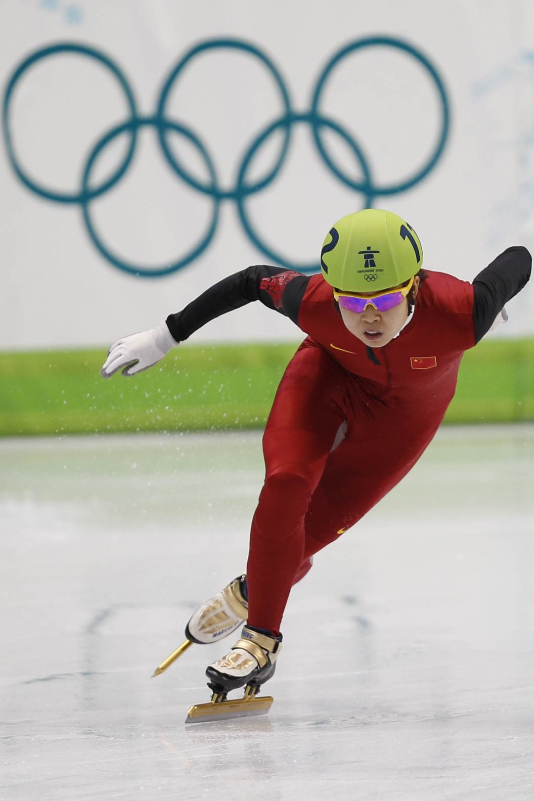 王濛参加2010年温哥华冬奥会短道速滑比赛。图/中新社记者  盛佳鹏 摄