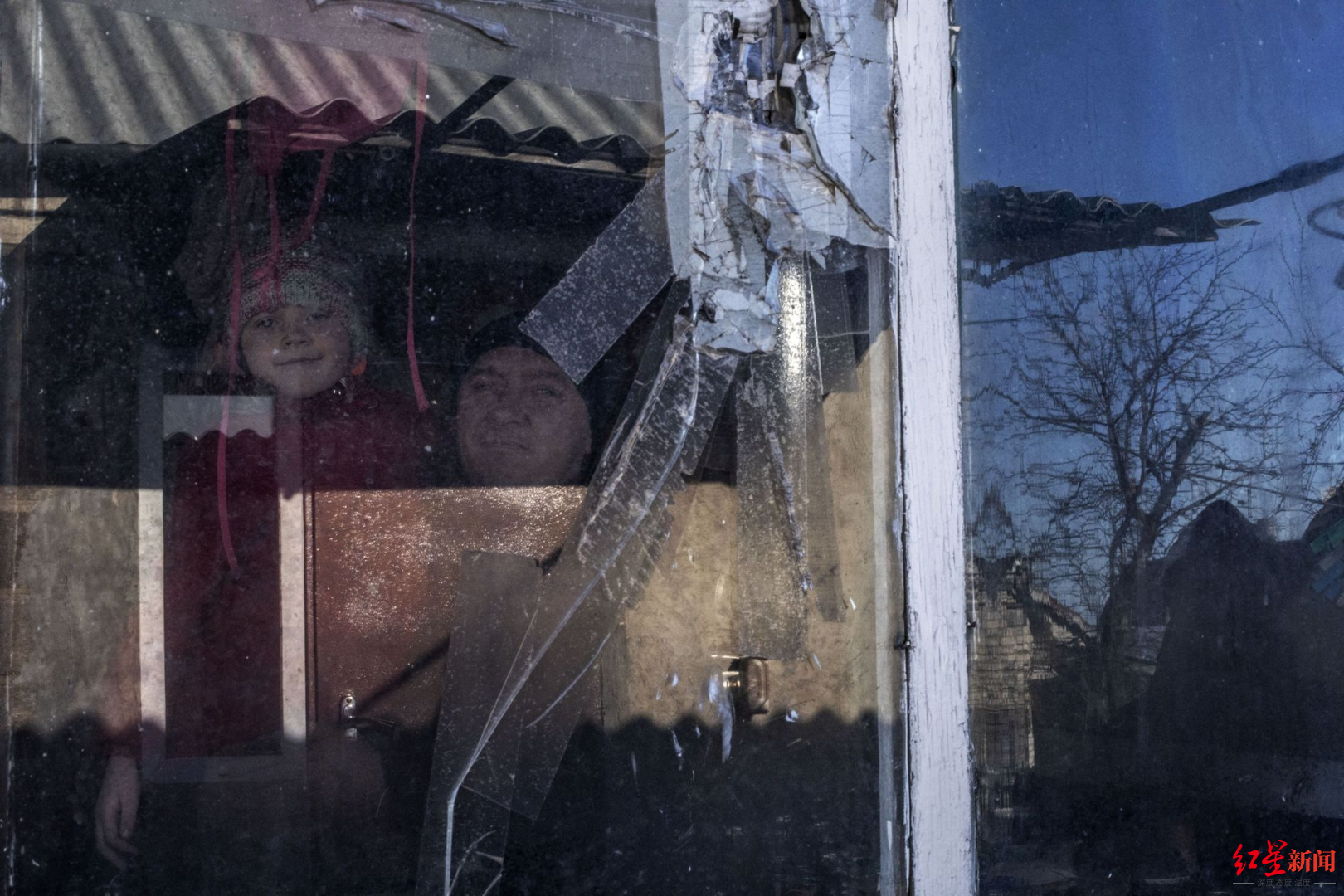 ▲顿涅茨克地区的许多居民仍然坚持留在原地